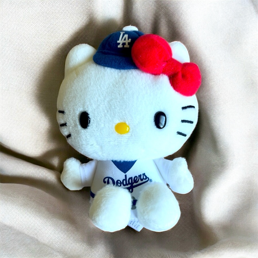 Hello Kitty Night Sanrio Los Angeles LA Dodgers Plush 4” 2015 New in Package